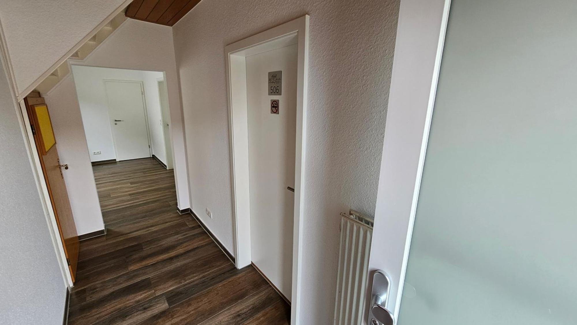 Hotel Dorfkrug Buesum - Guenstige Altbauzimmer Am Oland Büsum Exterior foto